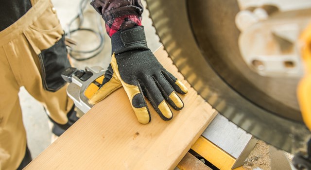 Atölyede Daire Testere Titreşim Sorunları: Sebepleri ve Ustaların Uyguladığı Çözüm Yöntemleri